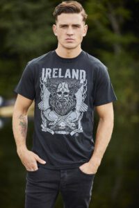 Men's Black t-shirt Viking Graphic Print